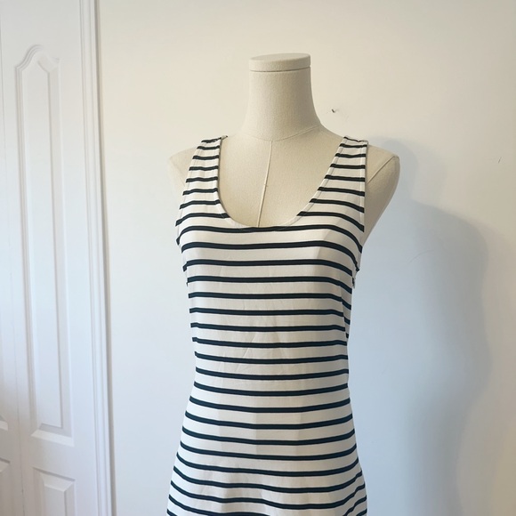 NWOT zara womens summer black and white striped cross back dress - Picture 5 of 13